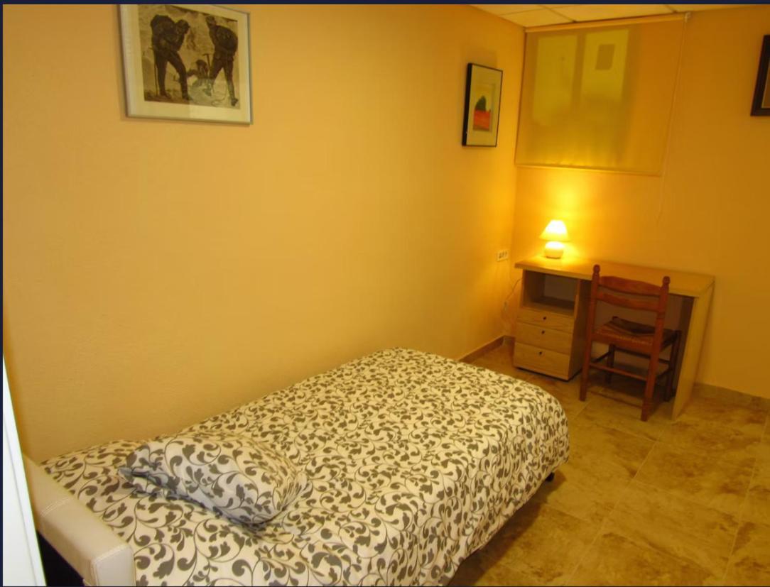 Hotel Restaurant Cau Blanch Useras Екстер'єр фото