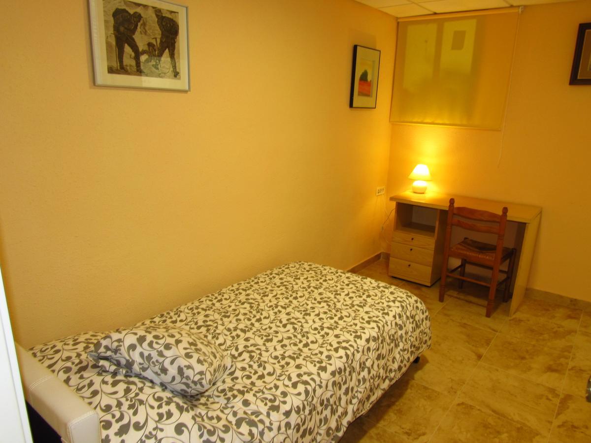 Hotel Restaurant Cau Blanch Useras Екстер'єр фото